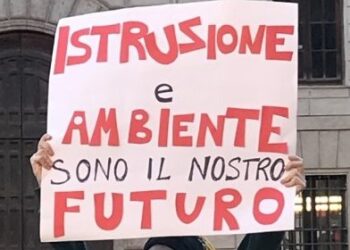 Studenti e studentesse in piazza, Cgil Messina: importante momento di rivendicazione di diritti, investimenti, politiche scolastiche e sull’ambiente più giuste