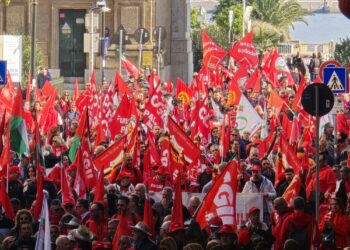 In piazza per chiedere politiche più giuste